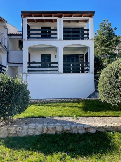 Residence4A-Appartamento Bianco Ravni Buitenkant foto
